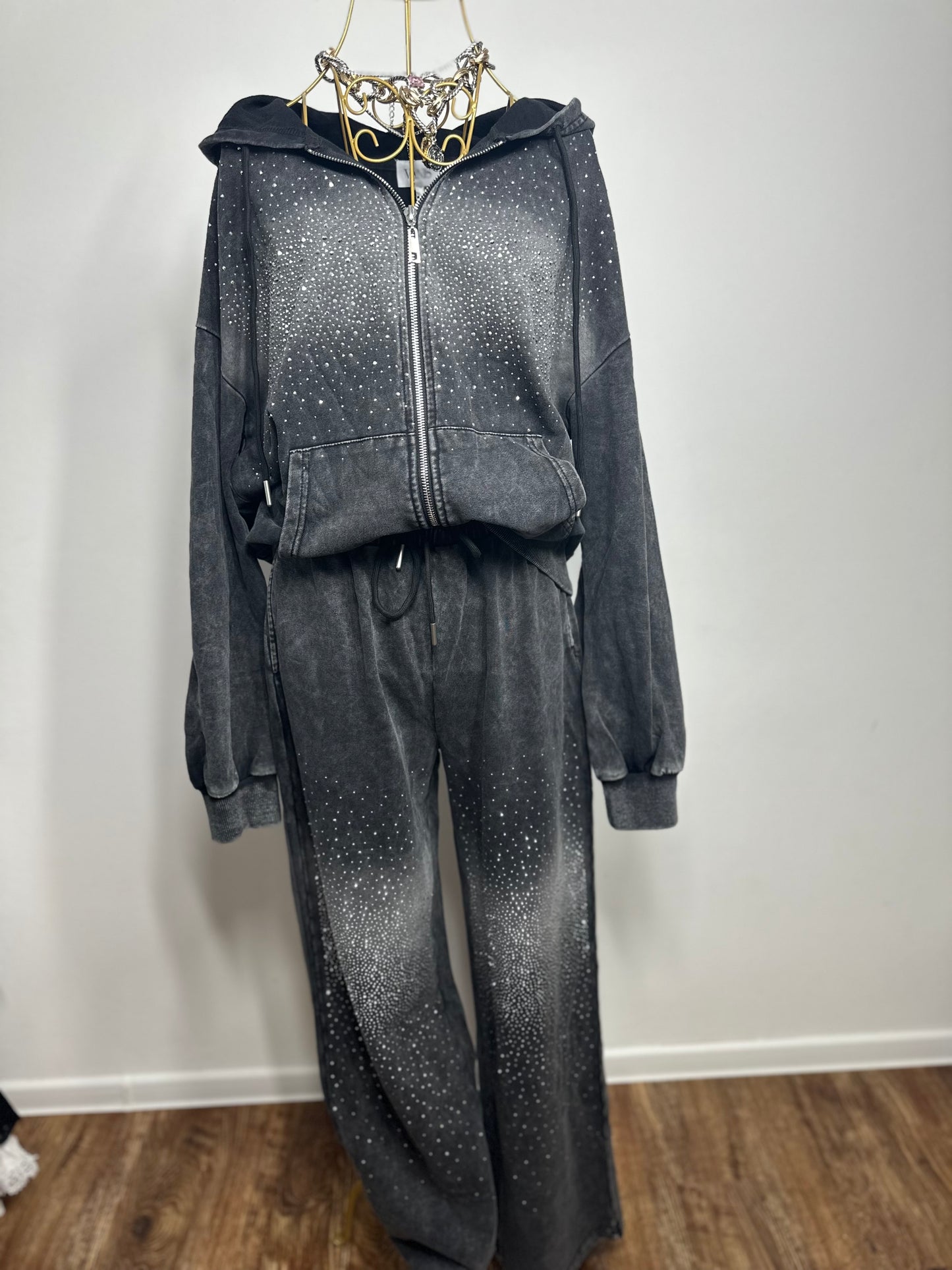 TRENING CU GLITTER CALIENTE