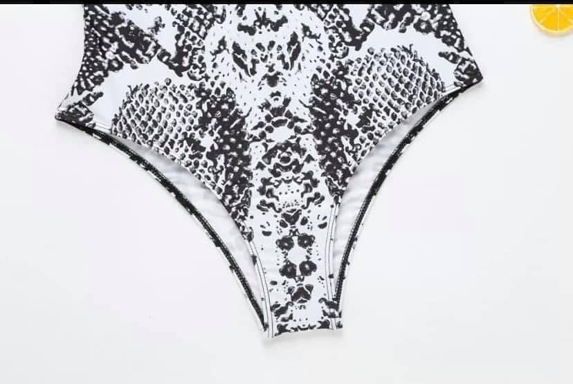 BODY SNAKE