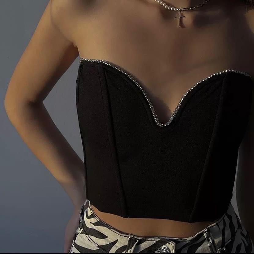 TOP BLACK CRYSTAL