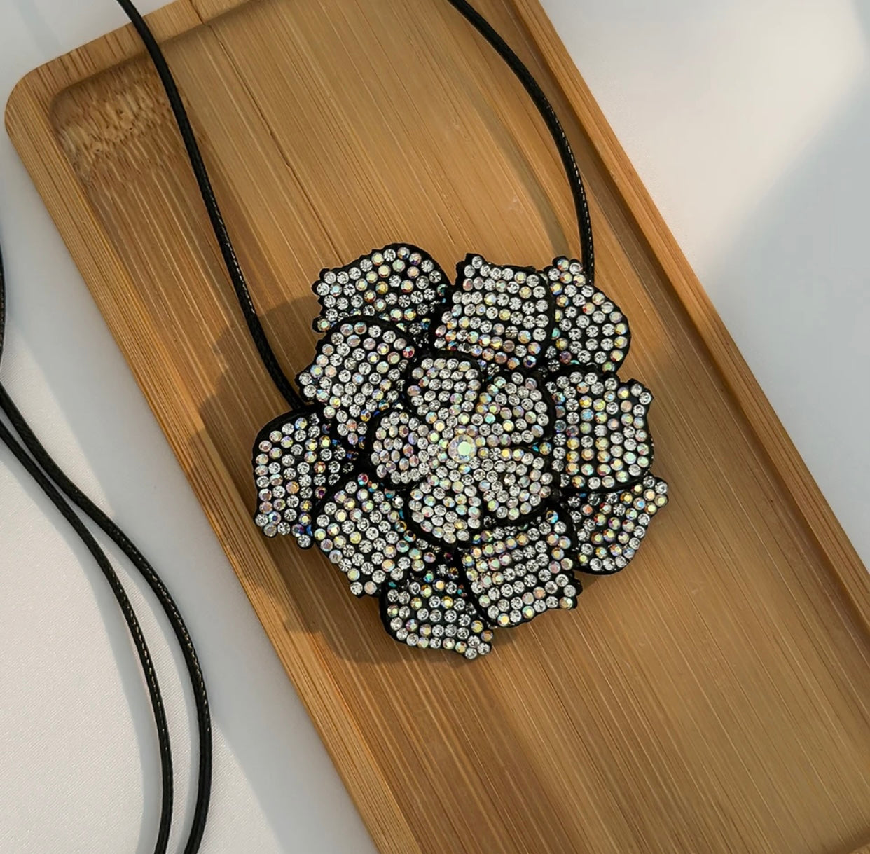 CHOKET DIAMANT FLORAL