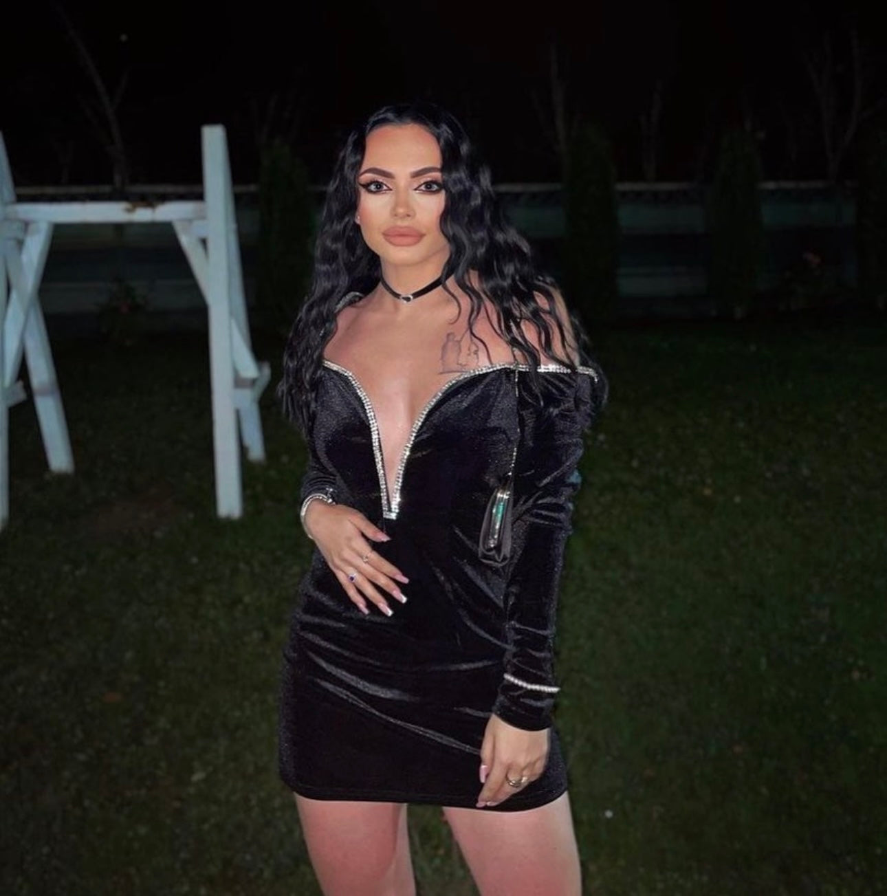 “Kesiachiccly velvet Dresses Diamonds”