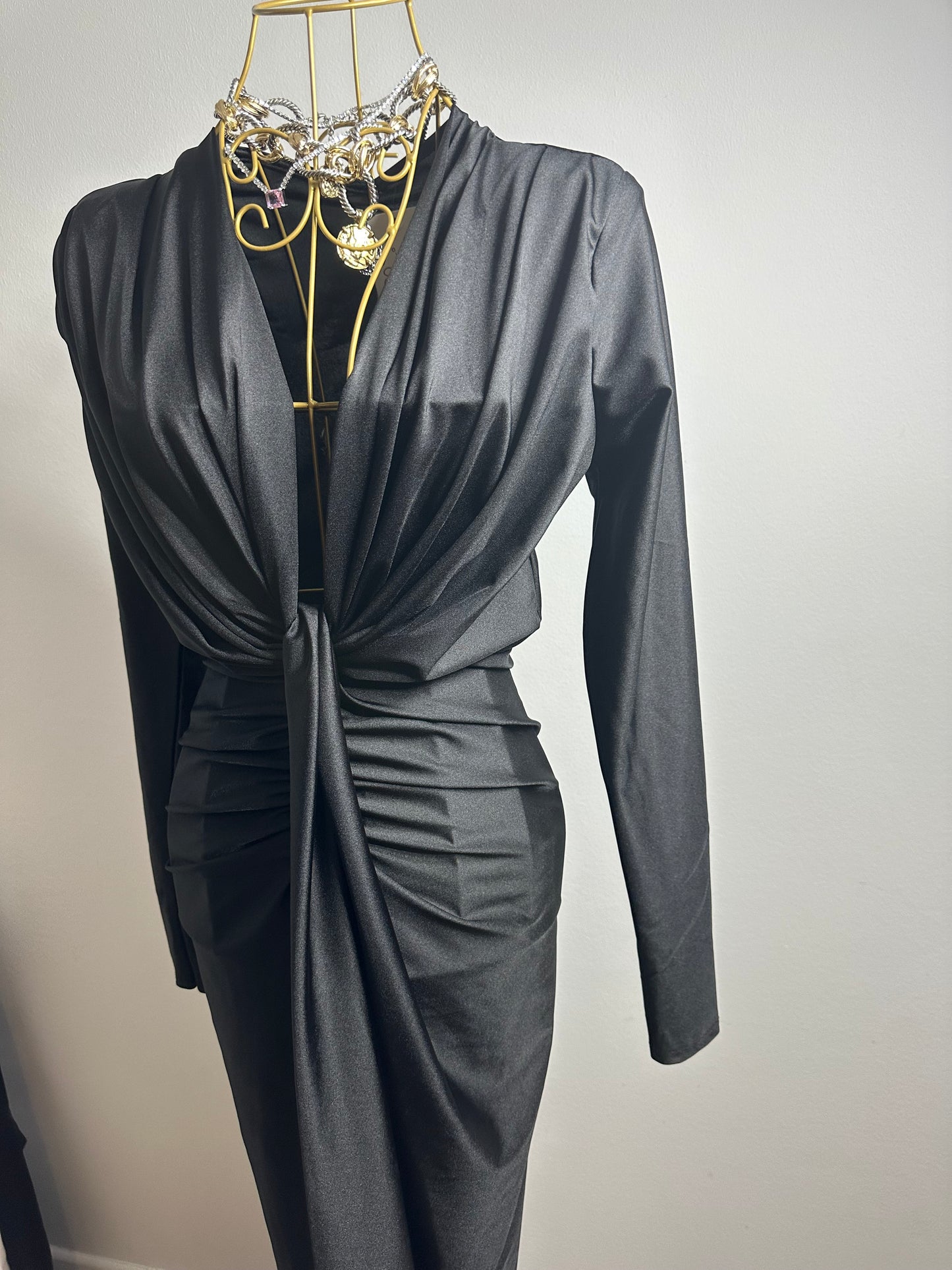 ROCHIE ISABELL CU MÂNECǍ